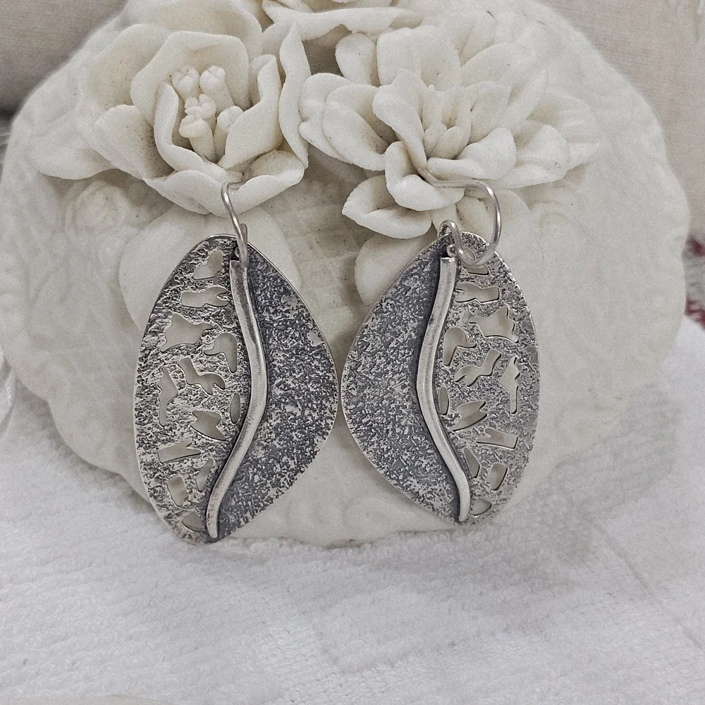 Silpada Silver Leaf Drop Earrings 925 Silver - Picture 2 of 13